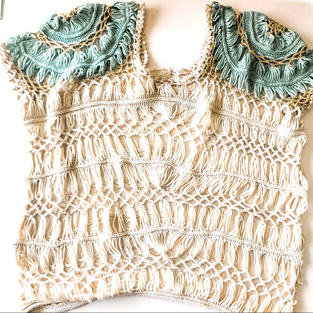 Daytrip summer open stitch top